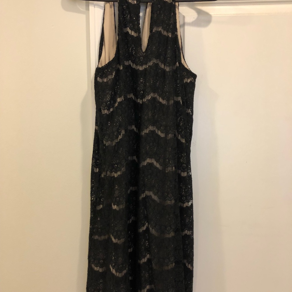 Adorable party dress!